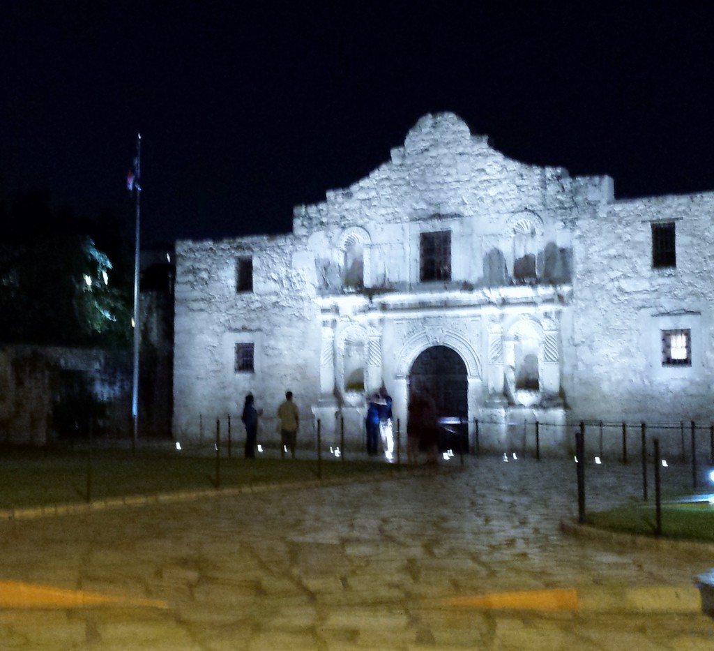 Alamo-at-night-1024x933