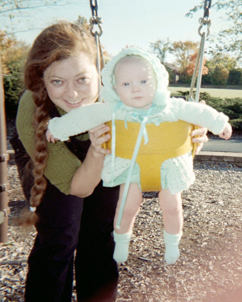 mamababyinswing-480x600